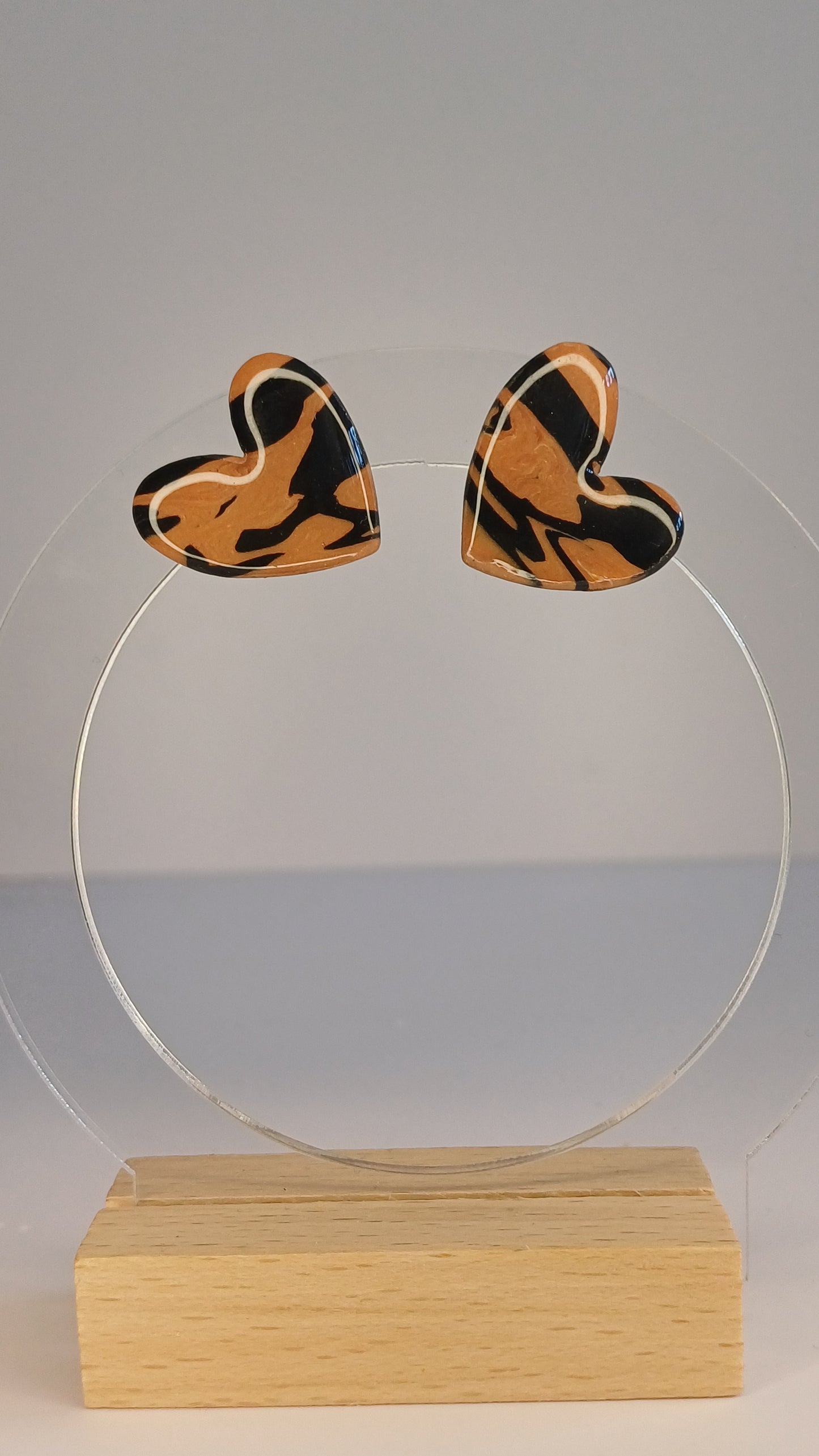 Cookies & Cream Hearts Stecker, medium