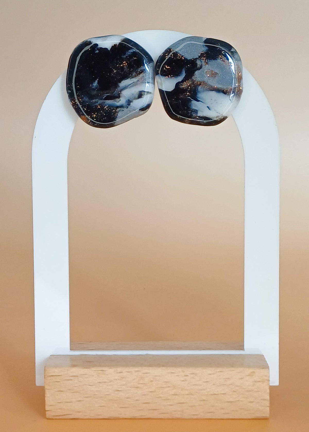 Black Macchiato Stecker, medium