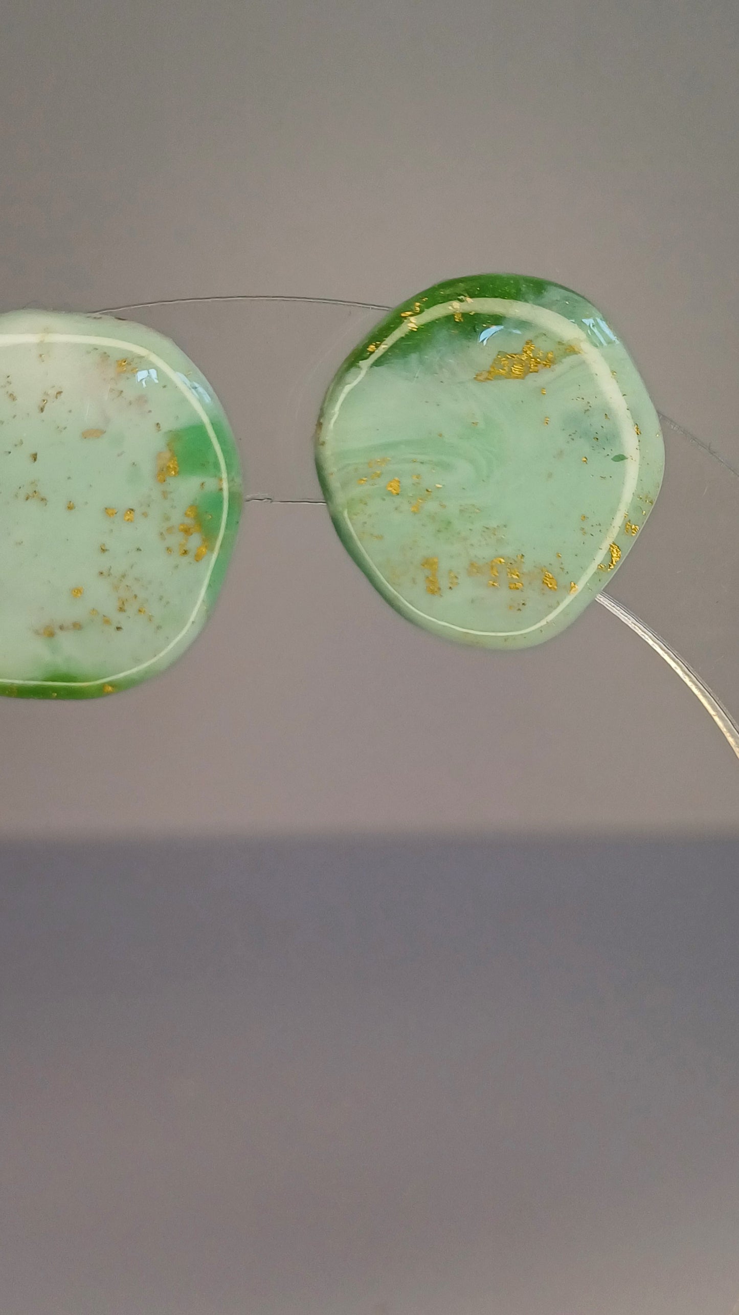 Green Marble Stecker, medium