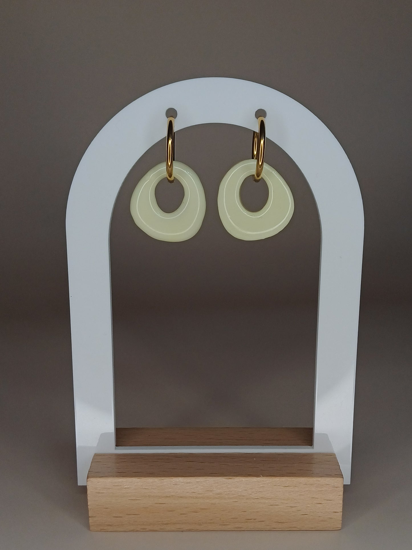 Retro Butter Lemon Pebble Hoops