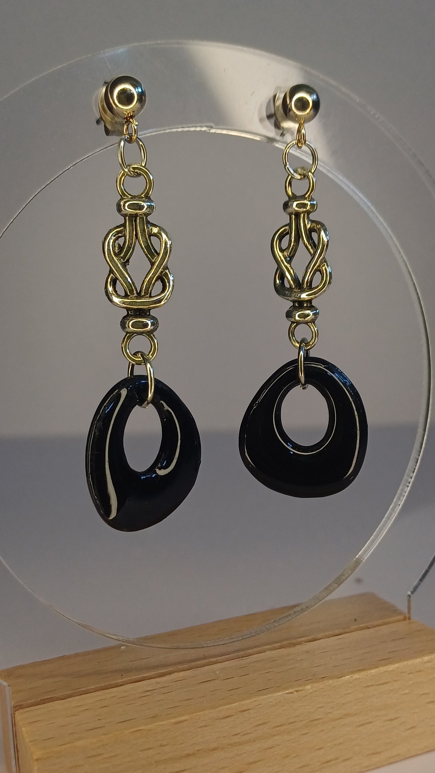 Black Pebbles Stecker