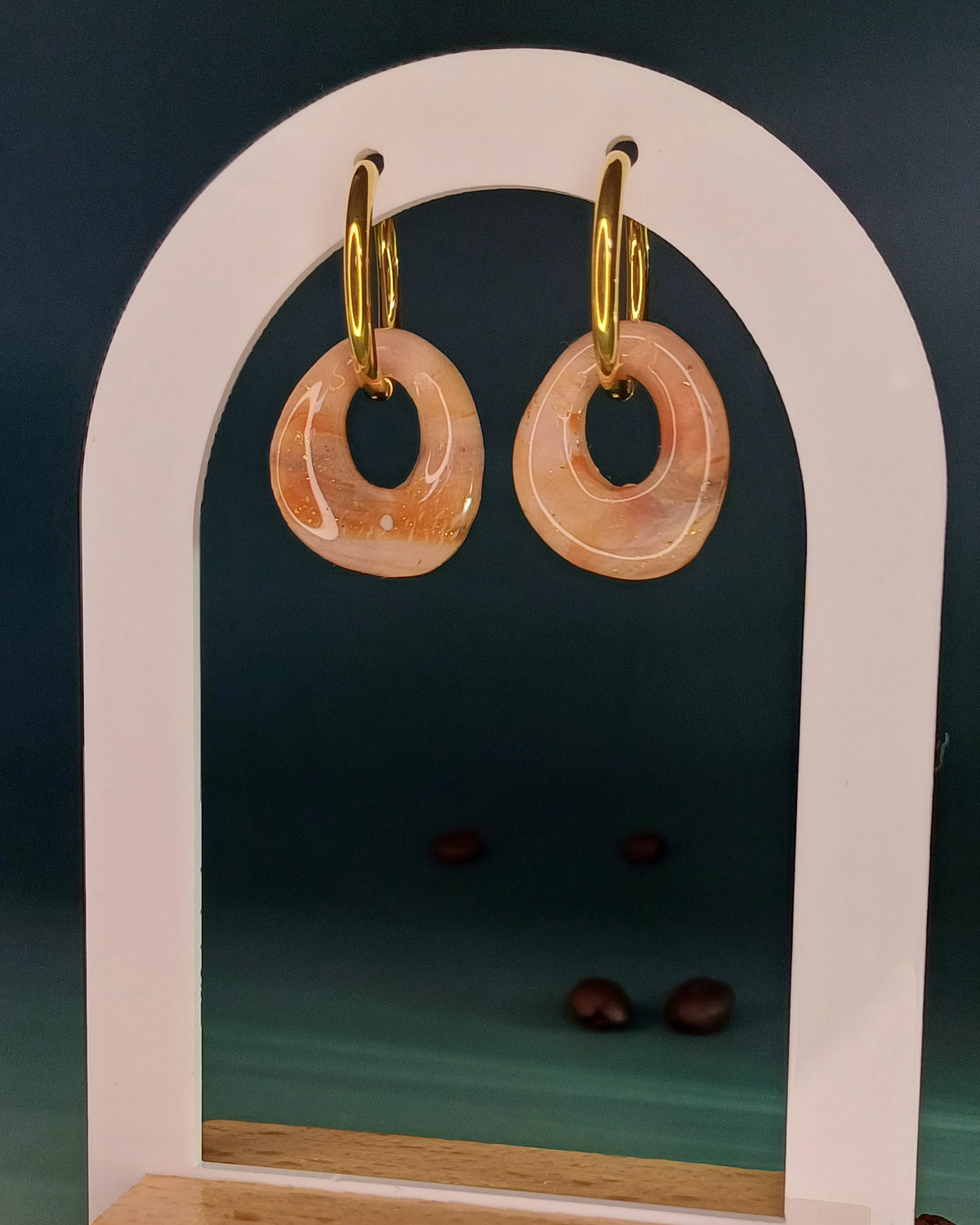 Café au Lait Pebble Hoops
